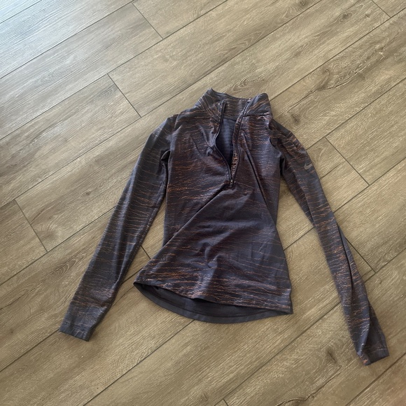 Nike Pro dry fit  top - Picture 1 of 3